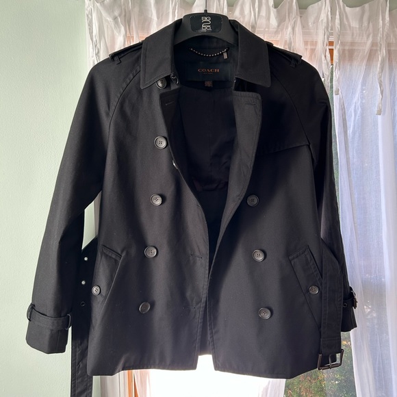 Coach - Picture 3 of 5